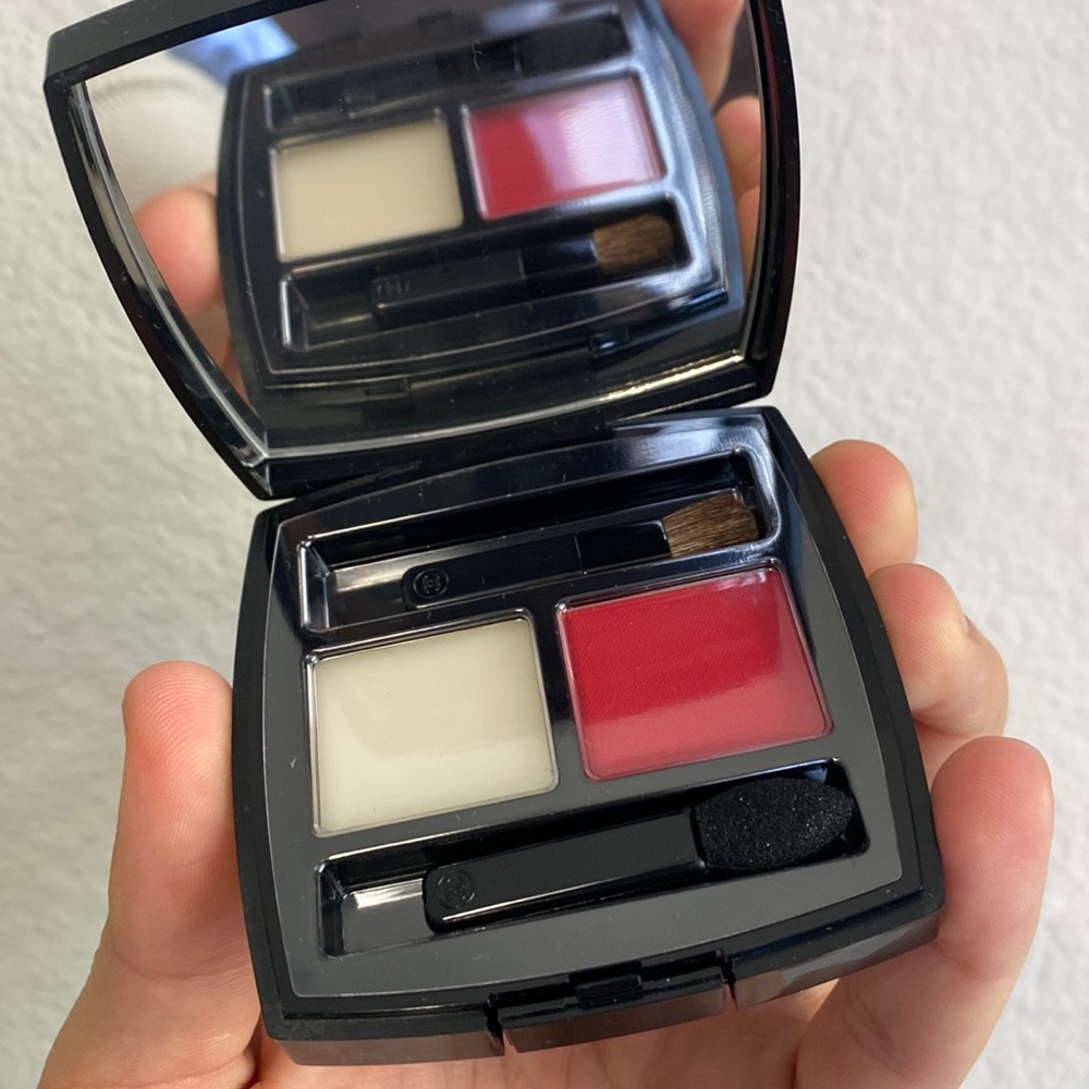 CHANEL Lip Powder
